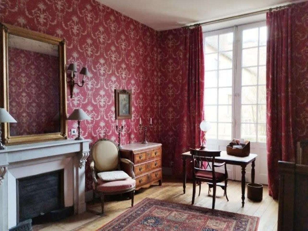Villa Barabans Tower Cluny Abbay Extérieur photo